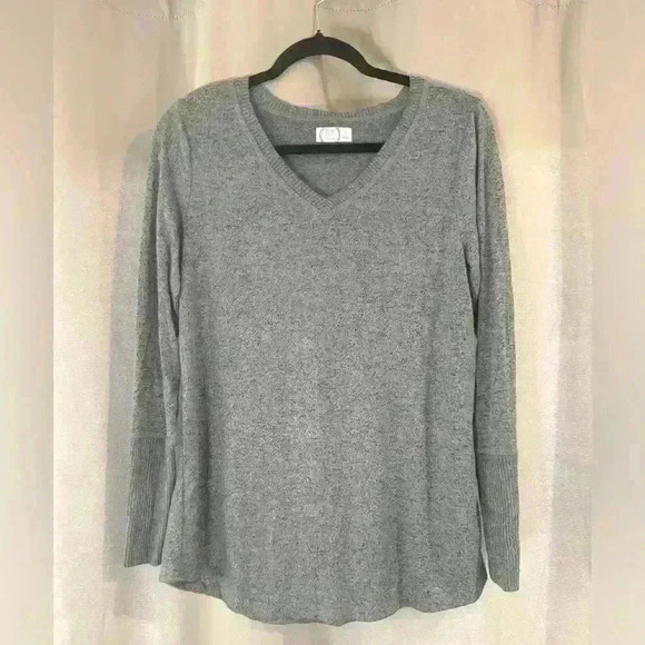 Maurices Tops - Women’s Gray 24/7 Maurices Top